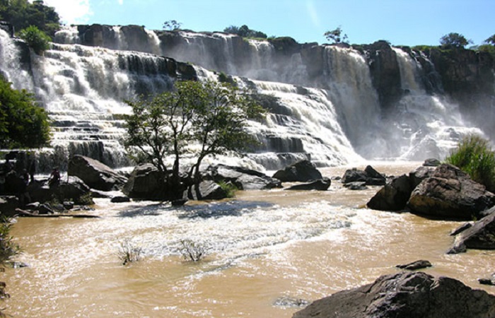 Cam Ly Waterfall