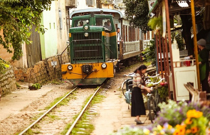 Dalat Train to Trai Mat