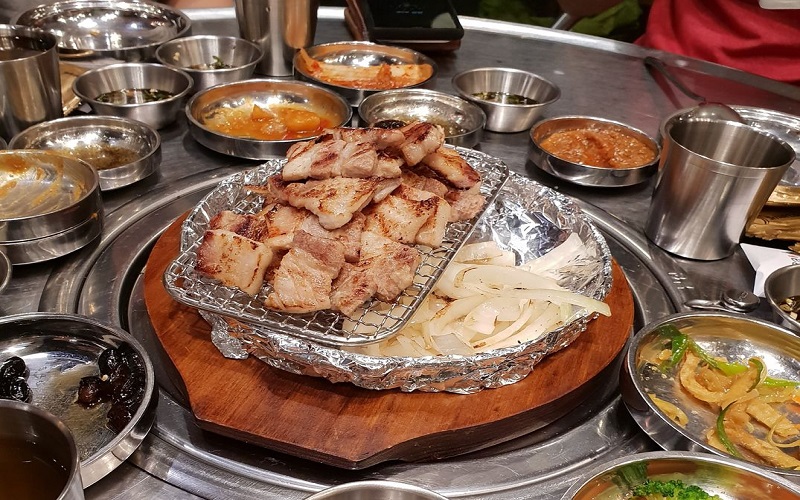 mr.-park-korean-bbq-restaurant-hcmc