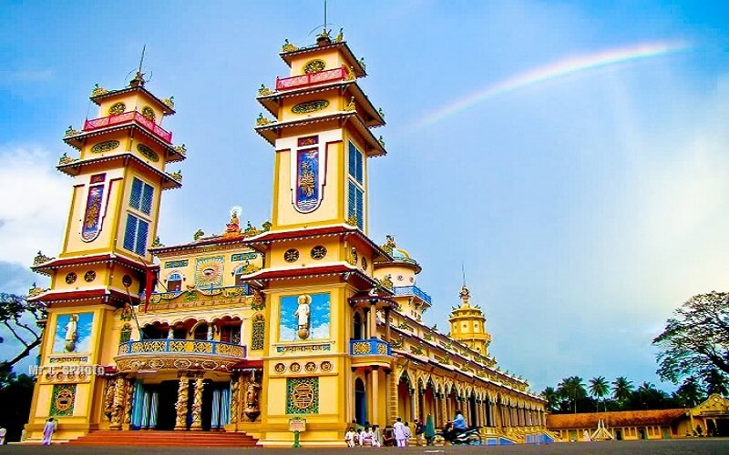 Cao Dai Temple