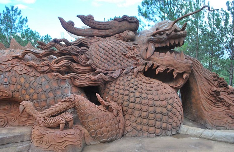 Dalat Clay Tunnels