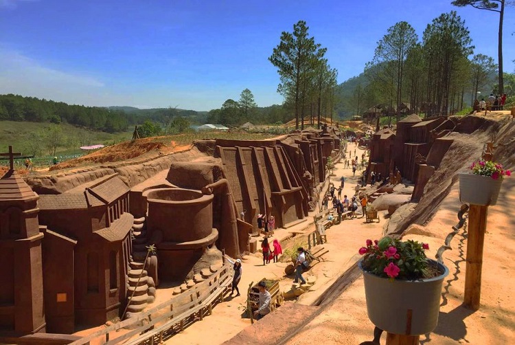 Clay Tunnels