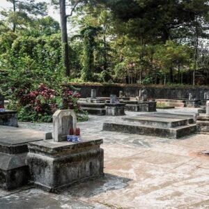 eunuchs-tombs-hue