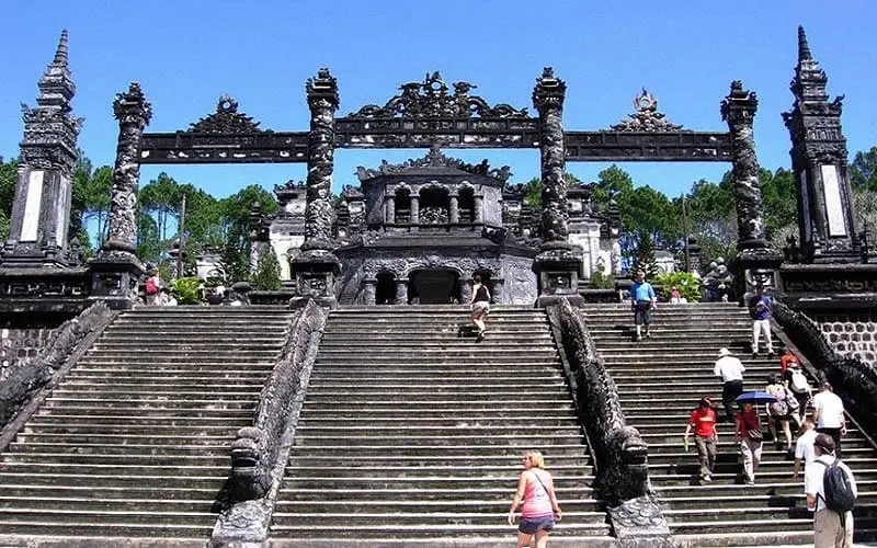 hue-city-group-tour