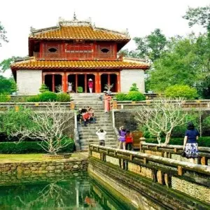 hue-group-city-tour