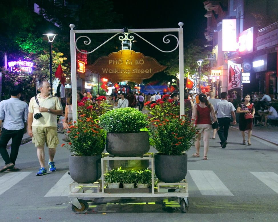 What to Do at Hue Night Walking Street?