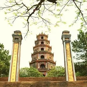 thien-mu-pagoda-hue-city