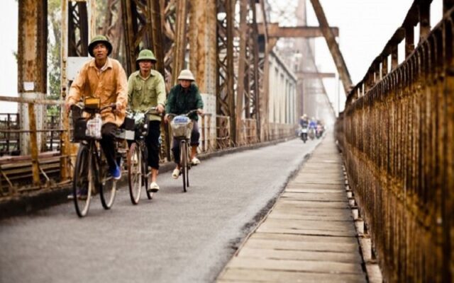 Long Bien Bridge
