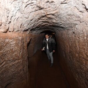 vinh-moc-tunnels-tours