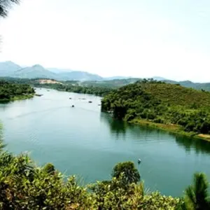 Vong Canh Hill