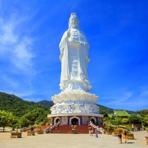Lady-Buddha-Pagoda-Son-Tra