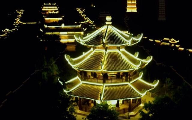 bai-dinh-pagoda