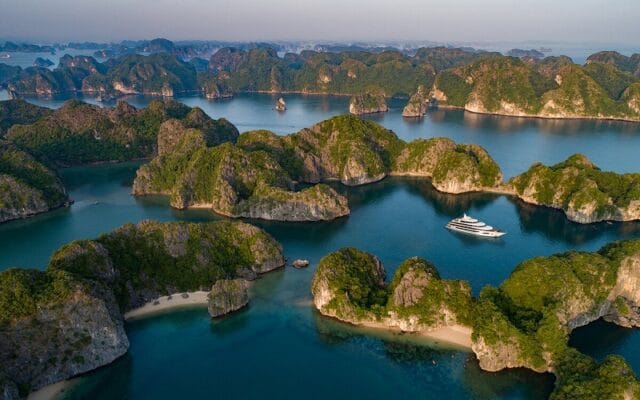where-to-stay-in-cat-ba-island