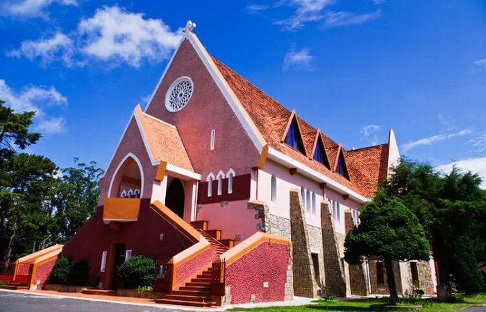 domaine-de-marie-church