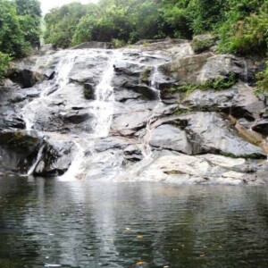 nhi-ho-waterfall-hue