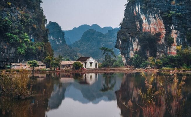 ninh-binh-vietnam