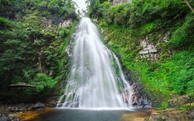 Sapa Love Waterfall