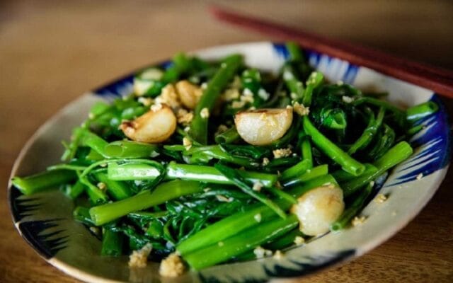stir-fried-morning-glory