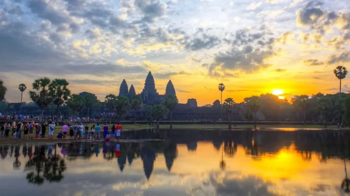 Angkor-Wat-Sunrise-Tour
