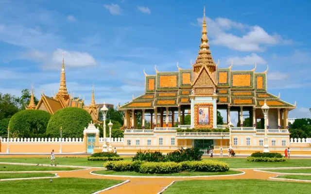 Royal-Palace-Phnom-Penh