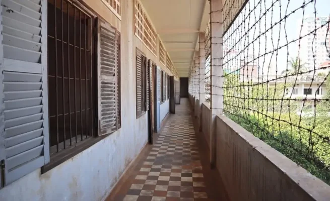 Tuol-Sleng-Genocide-Museum