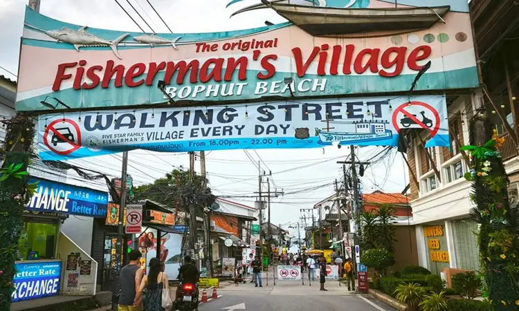 Bophut-Beach-Fishermans-Village