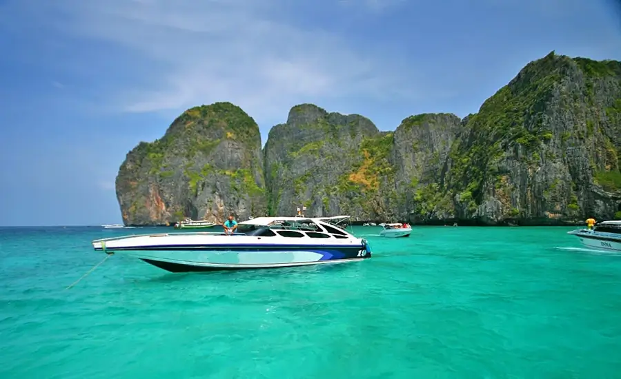 Koh-phi-phi-island-hopping-tours
